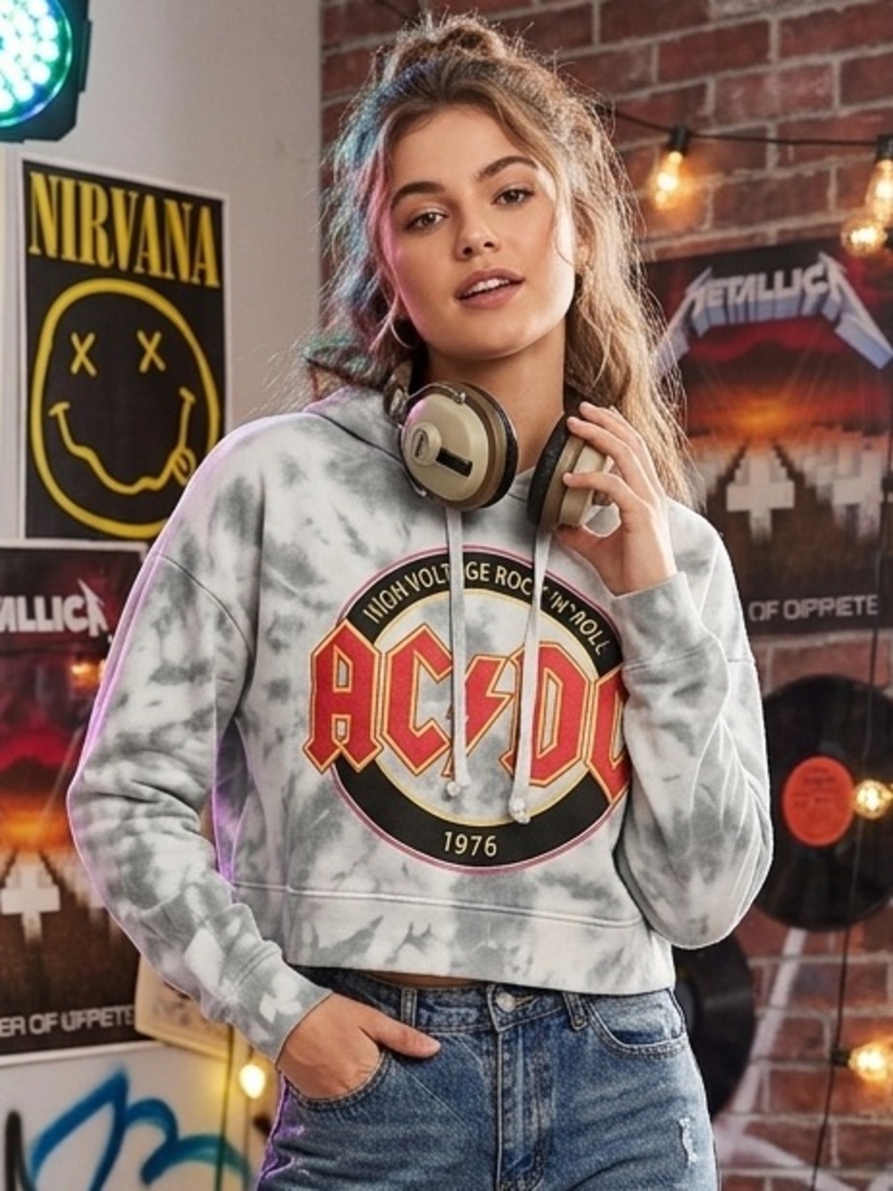 AC/DC Black & White Hooded Sweatshirt Tag Detail